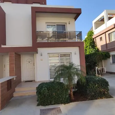 Royal Sun Villa, 2 Bedroom Semi-detached Willa Iskele District (Northern Cyprus)